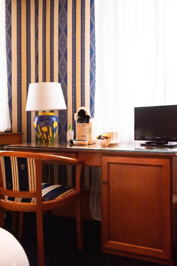 Hotel Jolly Roger Dunkirk Ngoại thất bức ảnh
