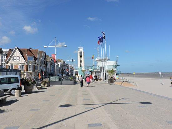Hotel Jolly Roger Dunkirk Ngoại thất bức ảnh